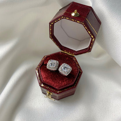 [Violet JW]Classic Round Center Stone Stud Earrings