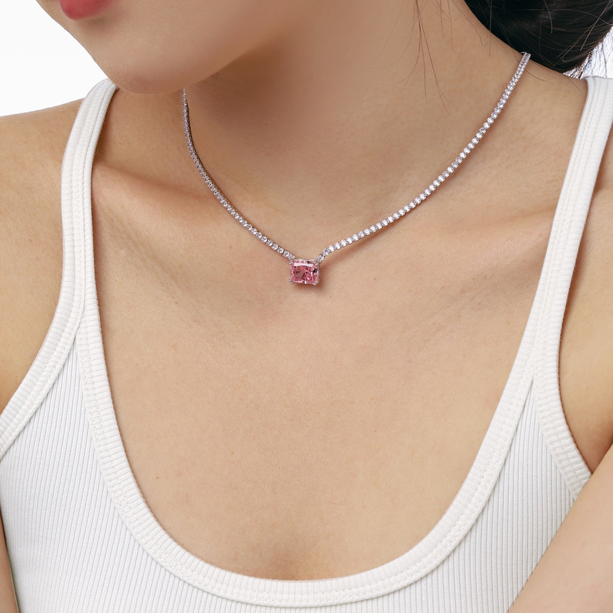 [Violet JW]4.0 Carat Elegant Radiant Cut Necklace