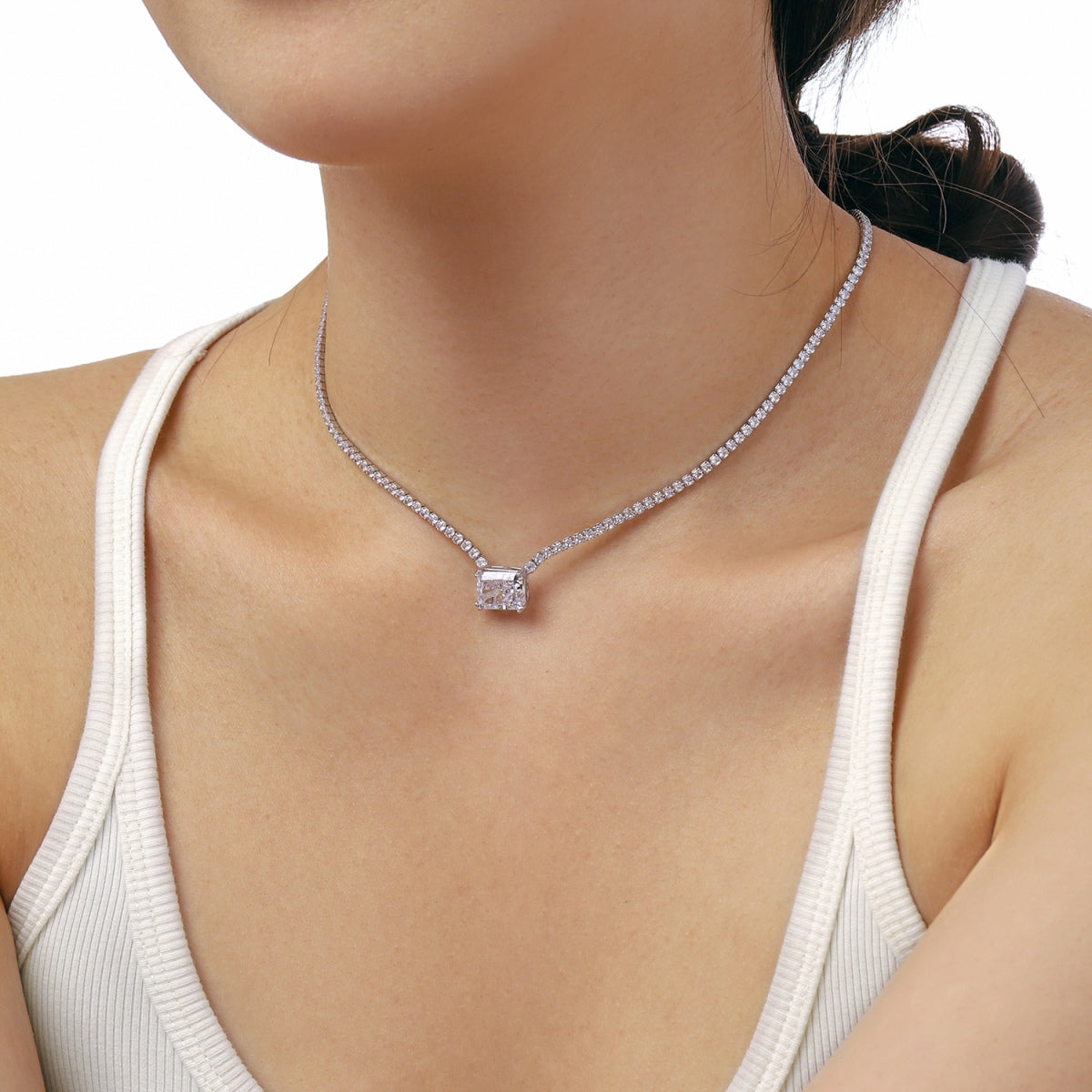 [Violet JW]4.0 Carat Elegant Radiant Cut Necklace