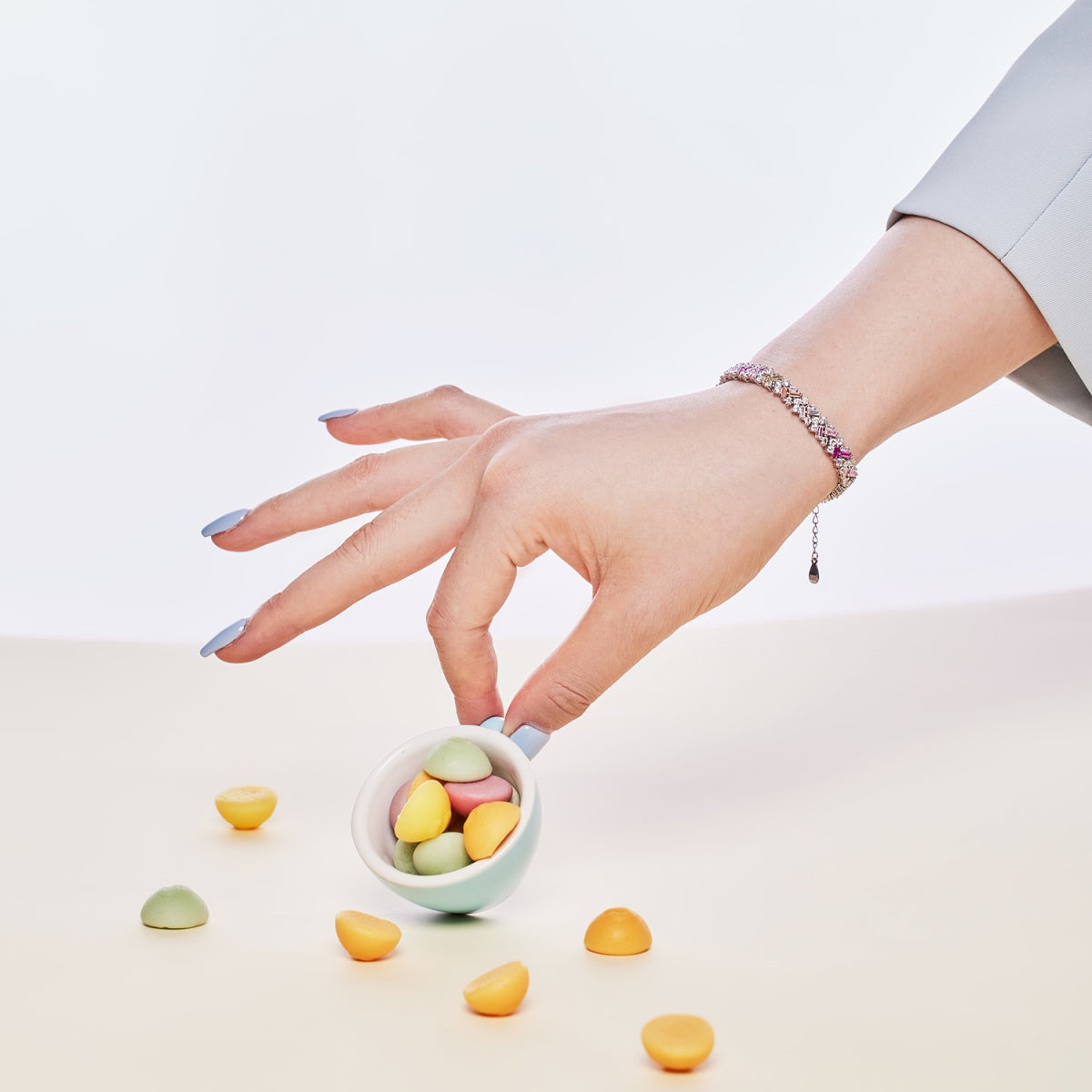 [Violet JW]Dazzling Unique Multi Shape Daily Bracelet