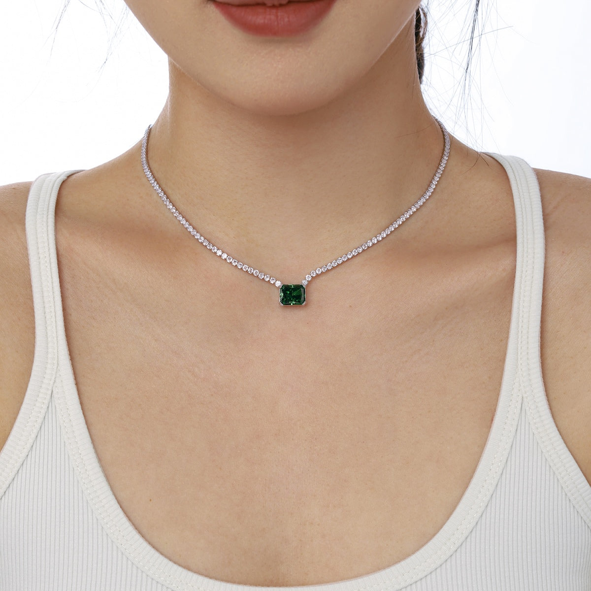 [Violet JW]4.0 Carat Elegant Radiant Cut Necklace