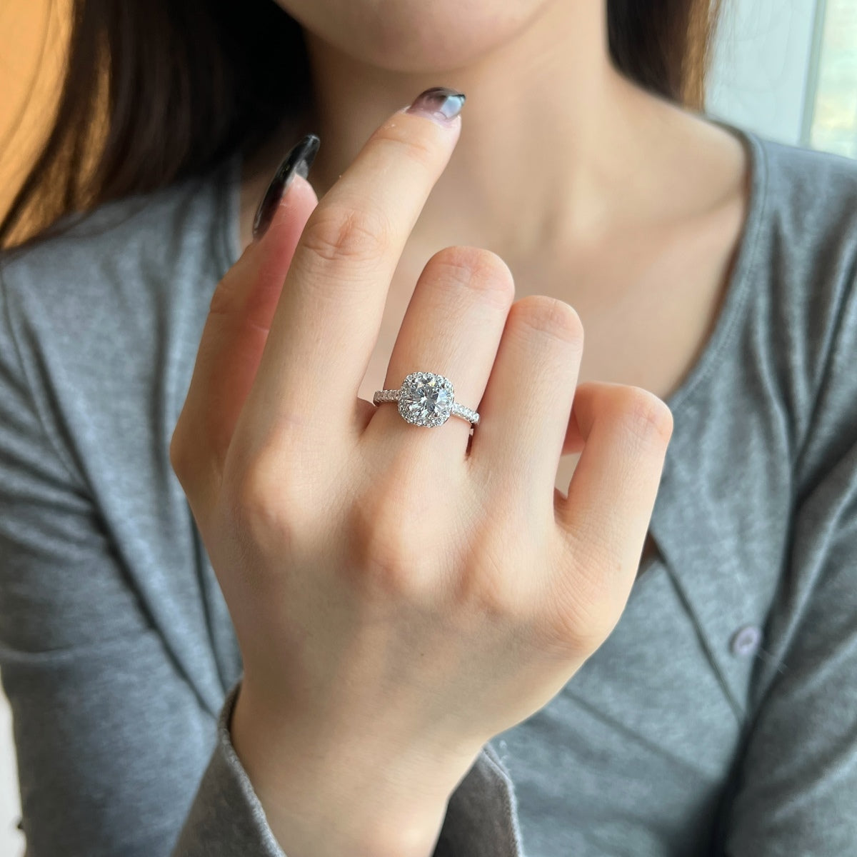 [Violet JW]Dazzling Resplendent Round Cut Wedding Ring