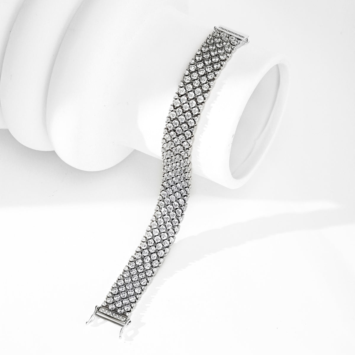 [Violet JW]Ornate Elegant Round Cut Party Bracelet