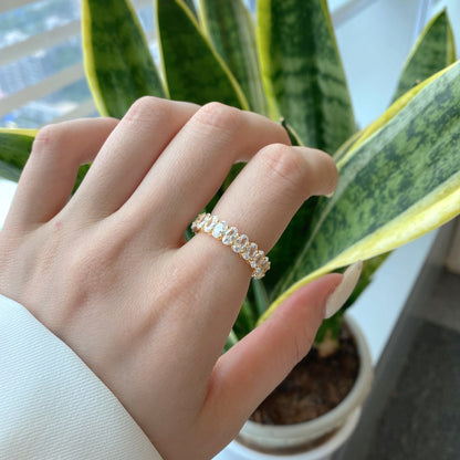 [Violet JW]Ornate Oval Cut Tennis Ring