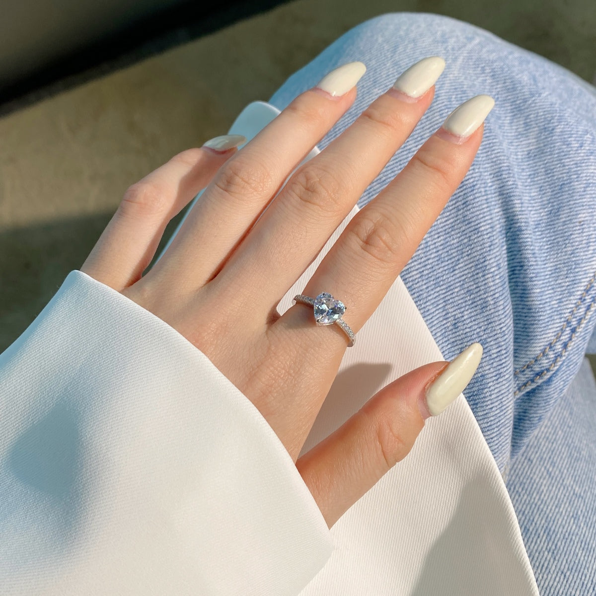[Violet JW]2.0 Carat Dazzling Lustrous Heart Cut Lover Ring