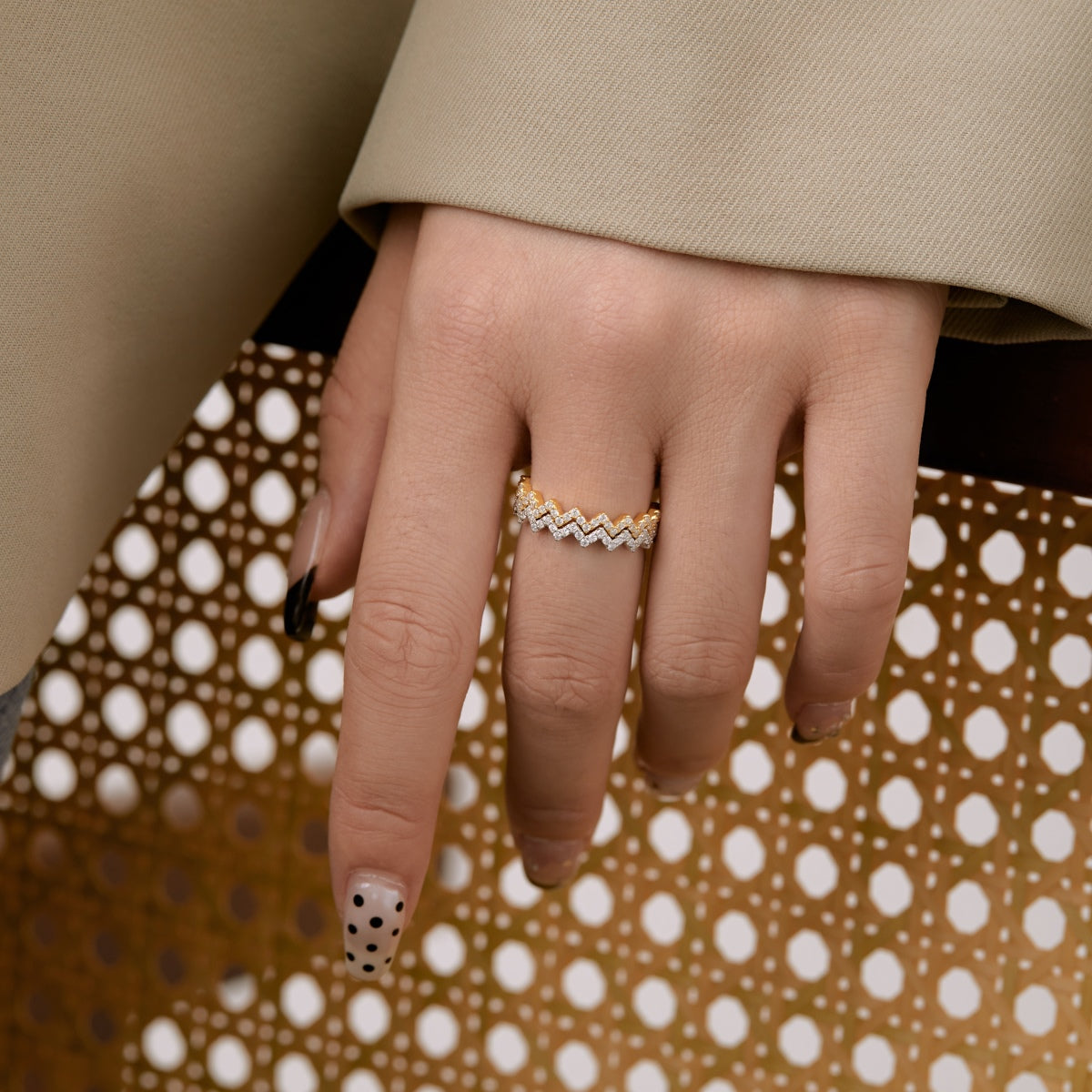 [Violet JW]Delicate Enchanting Wave Shape Daily Ring