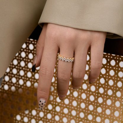 [Violet JW]Delicate Enchanting Wave Shape Daily Ring