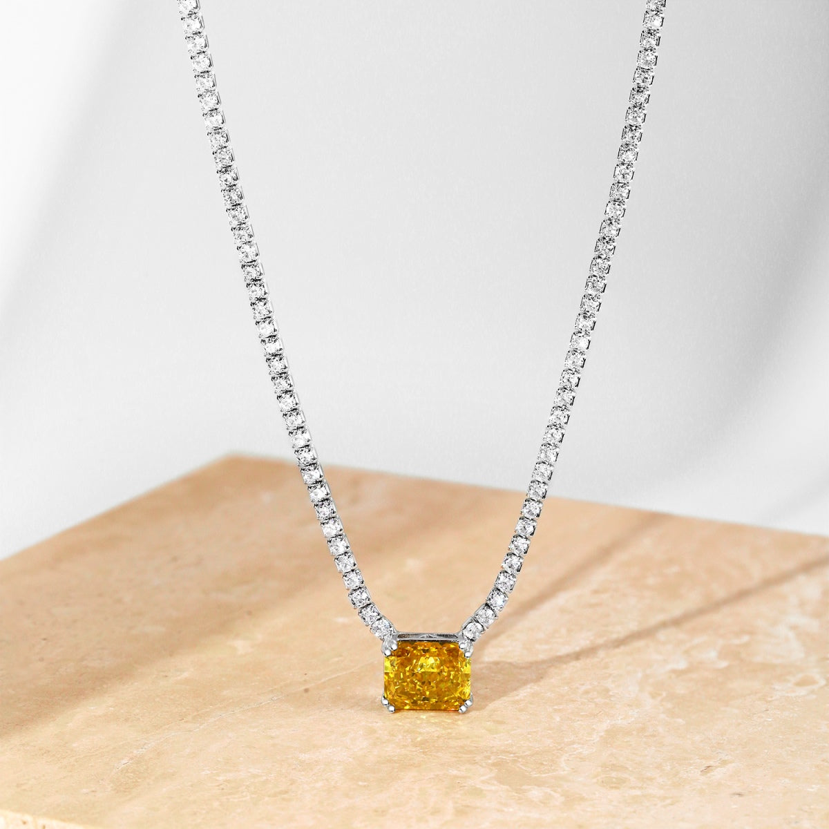 [Violet JW]4.0 Carat Elegant Radiant Cut Necklace