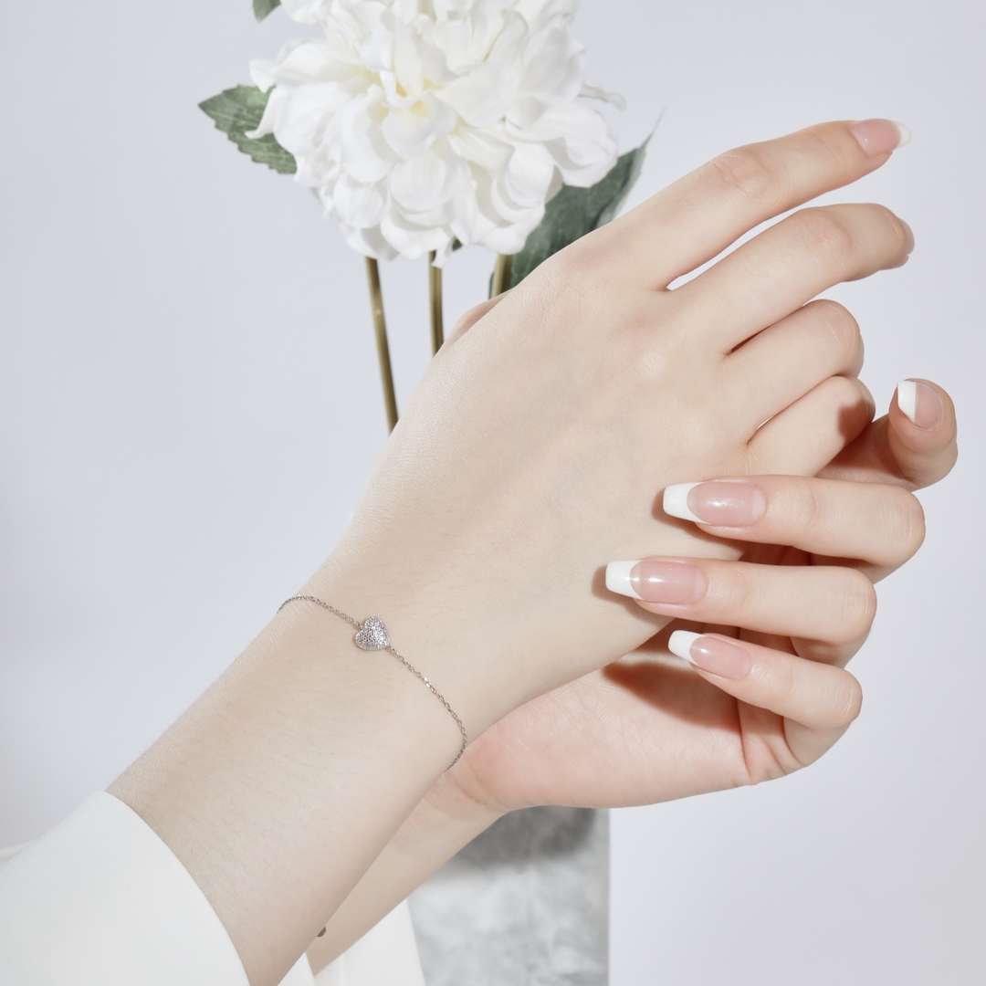 [Violet JW]Heart-Shaped Gentle and Versatile Bracelet