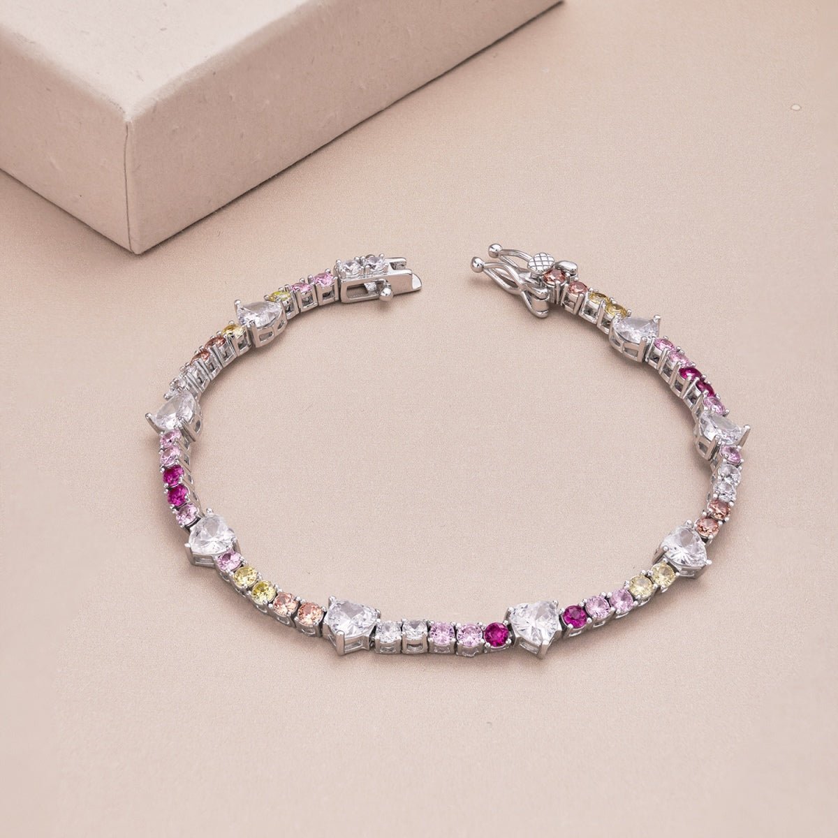 [Violet JW]Romantic Heart Shape Round Cut Lover Bracelet