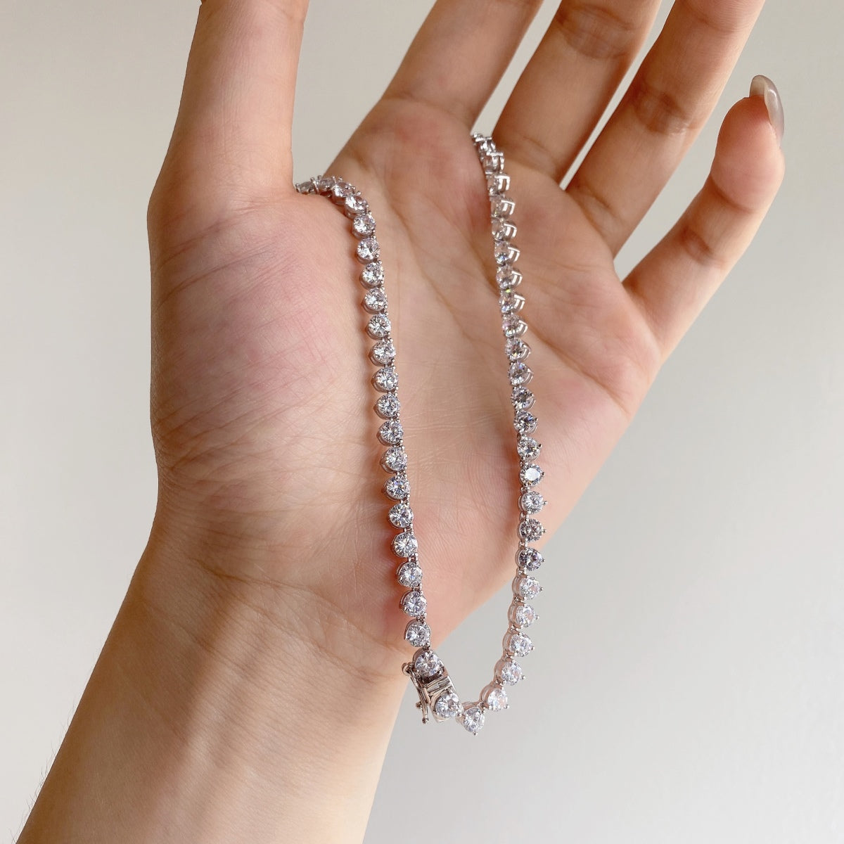 [Violet JW]Ornate Heart Cut Tennis Necklace