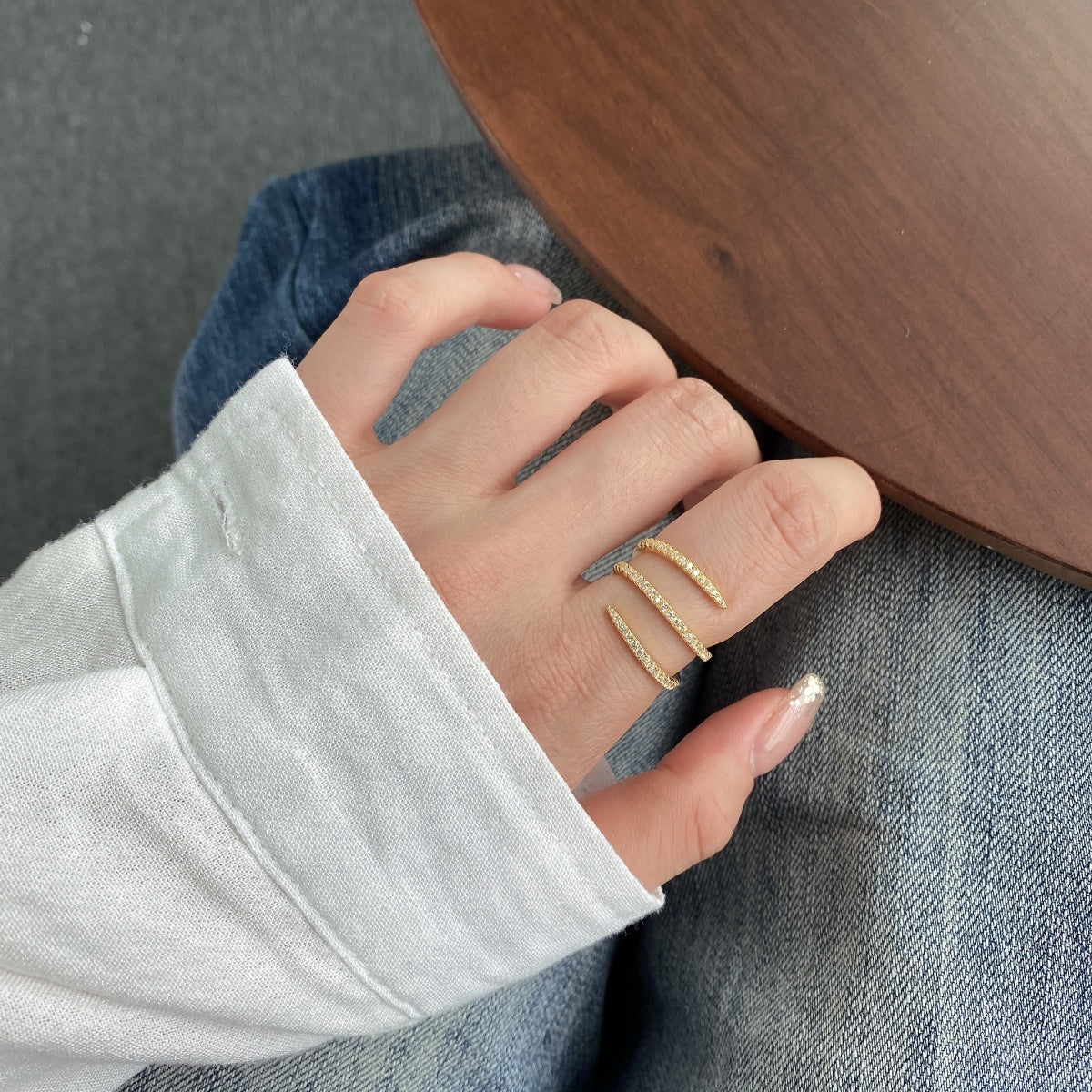 [Violet JW]Unique Vibrant Entangle Daily Ring
