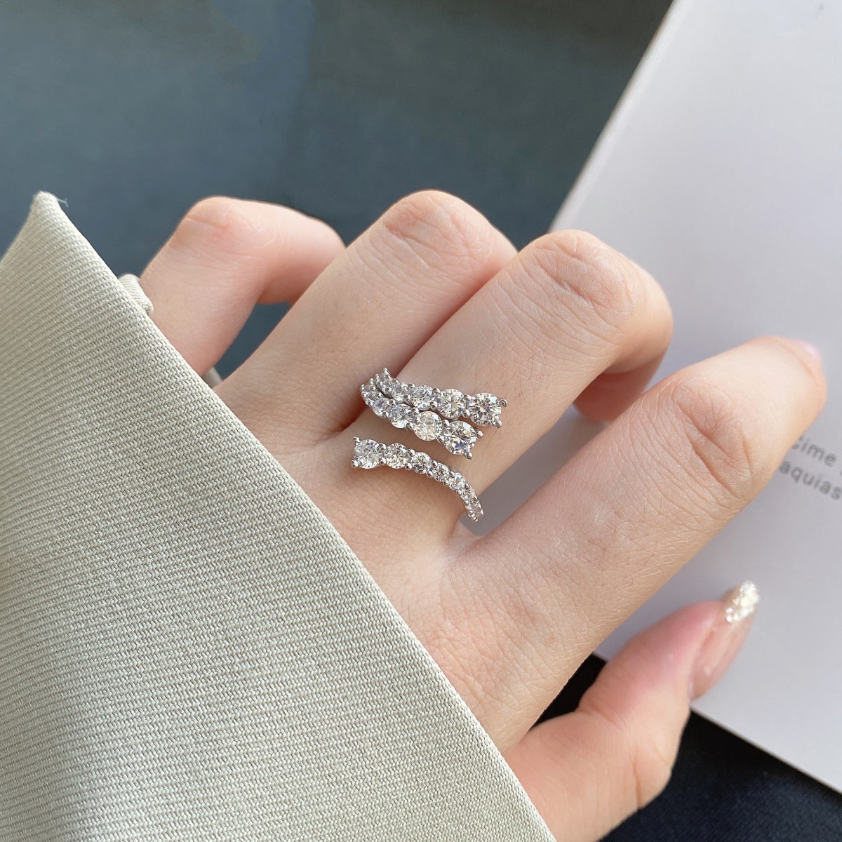 [Violet JW]Unique Vivid Snake Shape Daily Ring