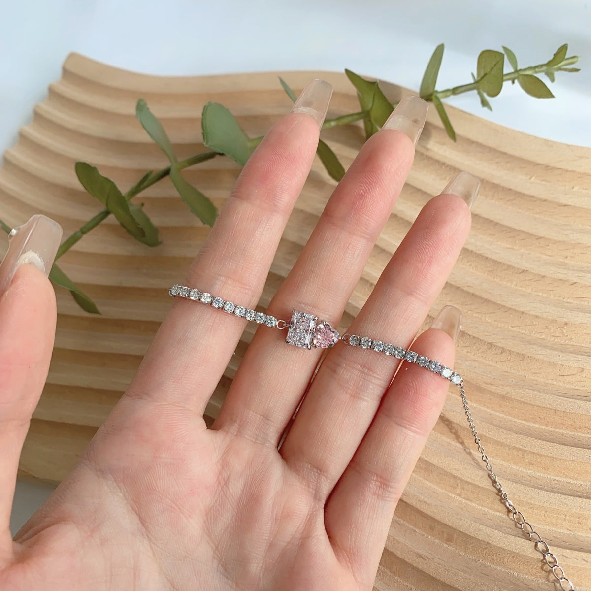 [Violet JW]Dazzling Unique Multi Shape Lover Bracelet
