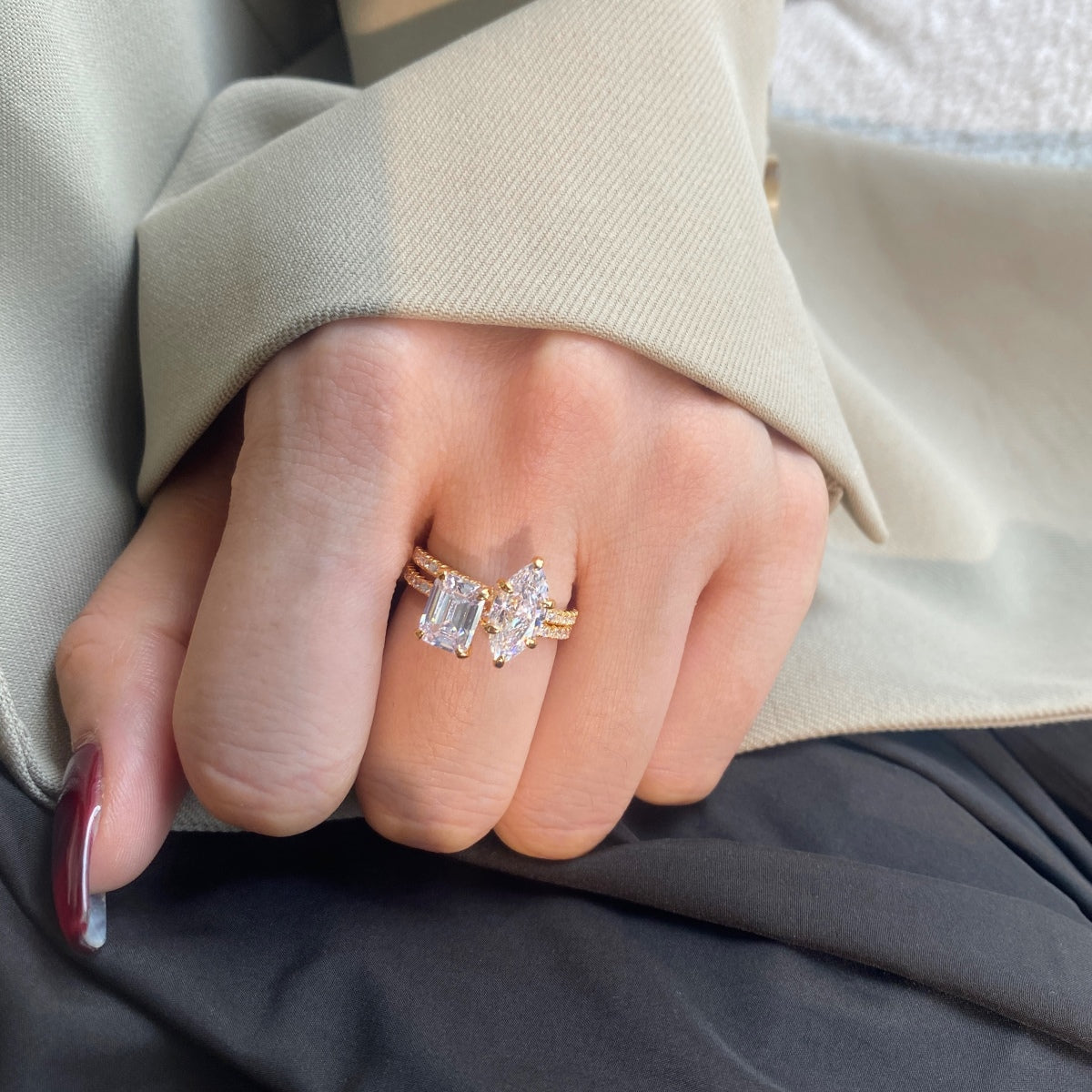 [Violet JW]2.0 Carat Scintillating Ornate Radiant Cut Party Ring