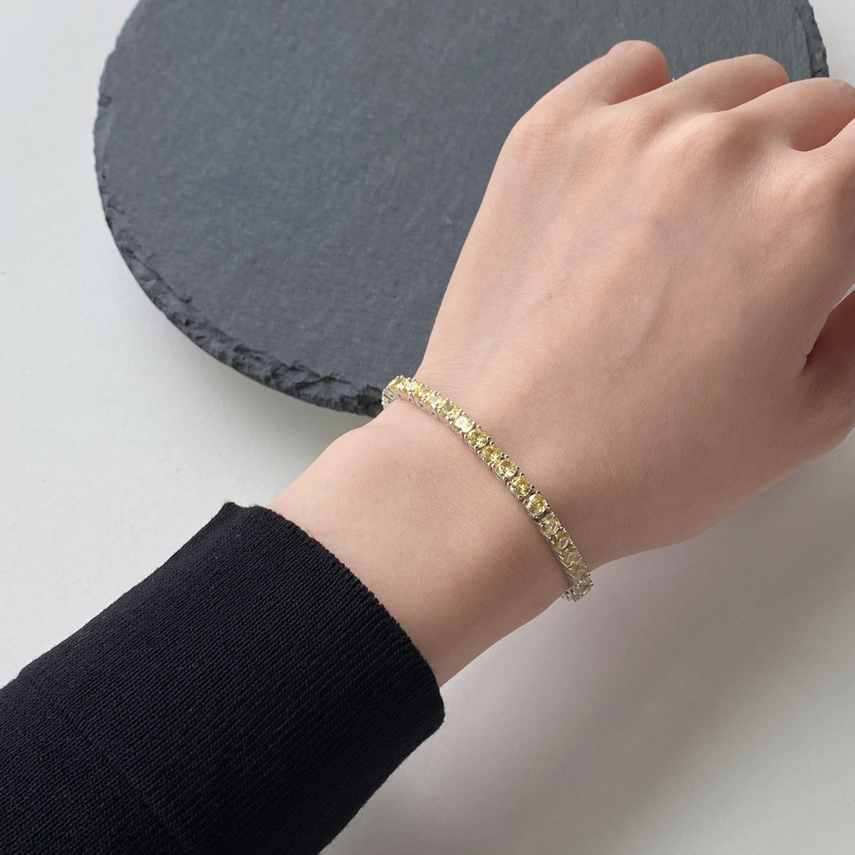 [Violet JW]Ornate Dazzling Round Cut Tennis Bracelet
