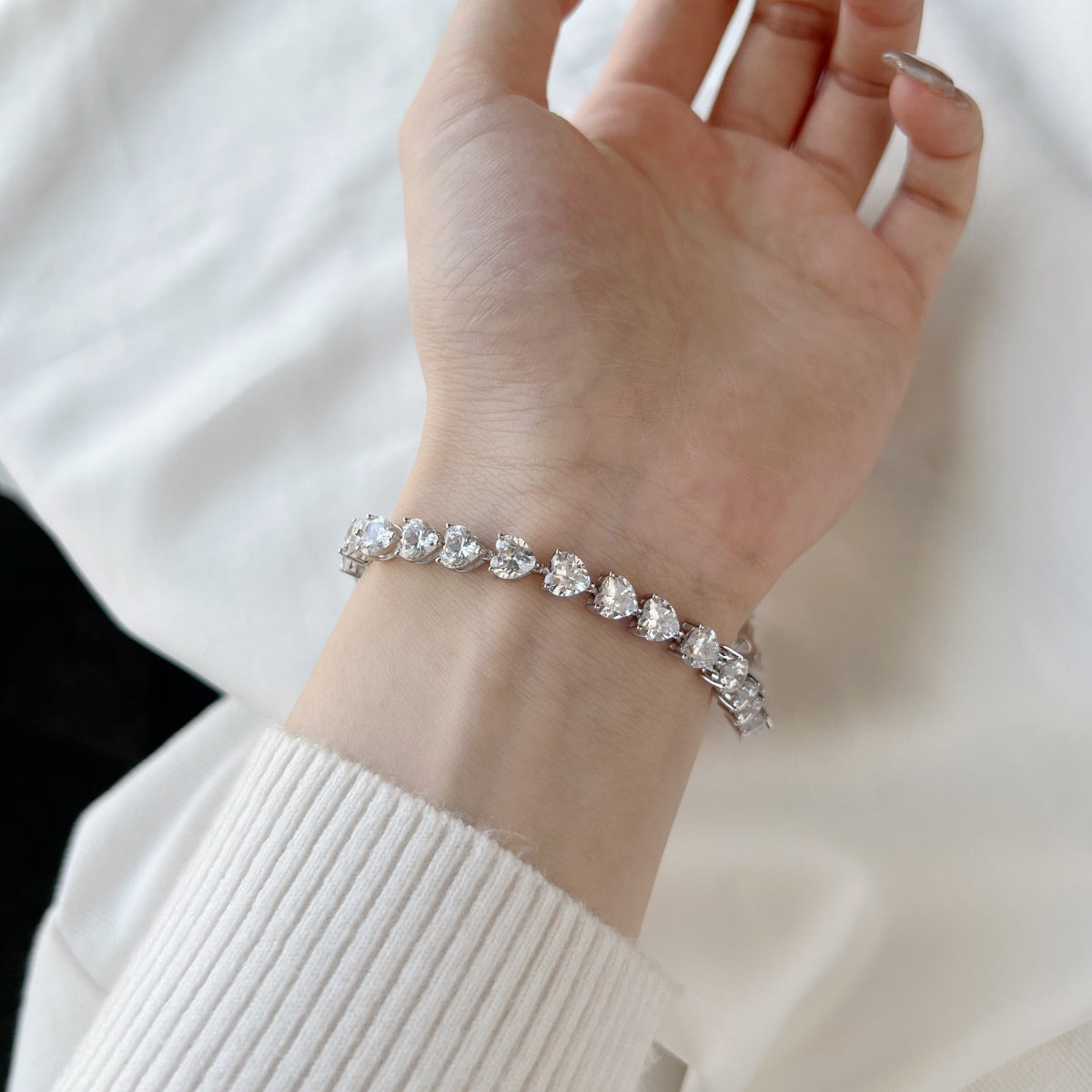 [Violet JW]0.75 Carat Elegant Romantic Heart Shape Lover Bracelet