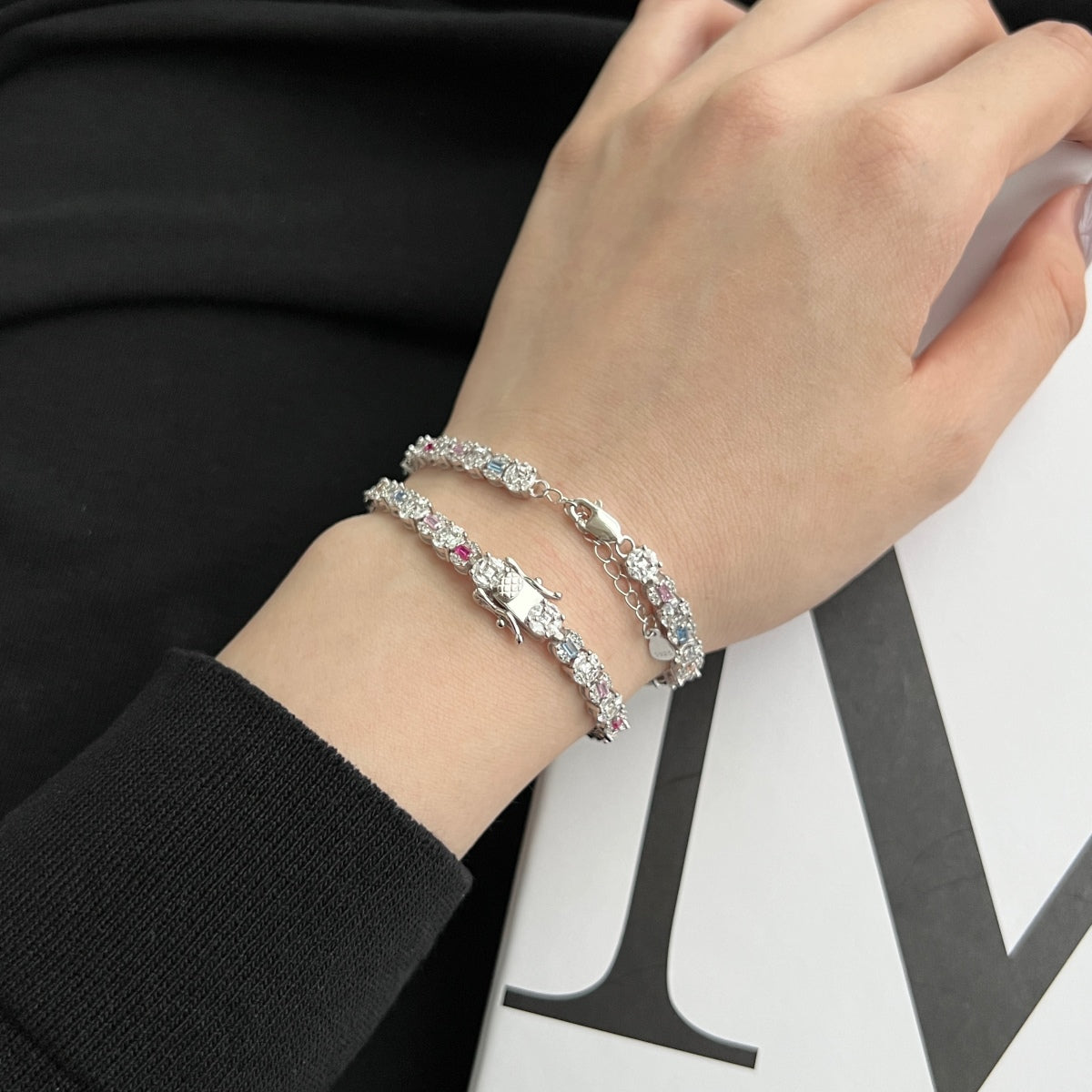 [Violet JW]Dazzling Radiant Multi Cut Daily Bracelet