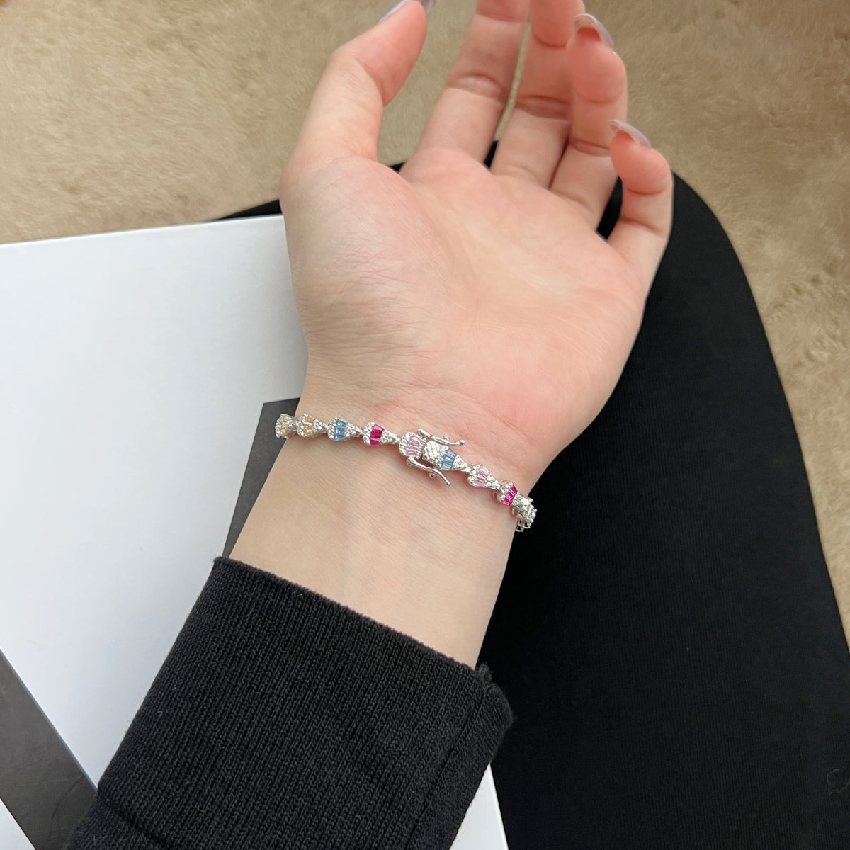 [Violet JW]Radiant Water Drop Shape Daily Bracelet