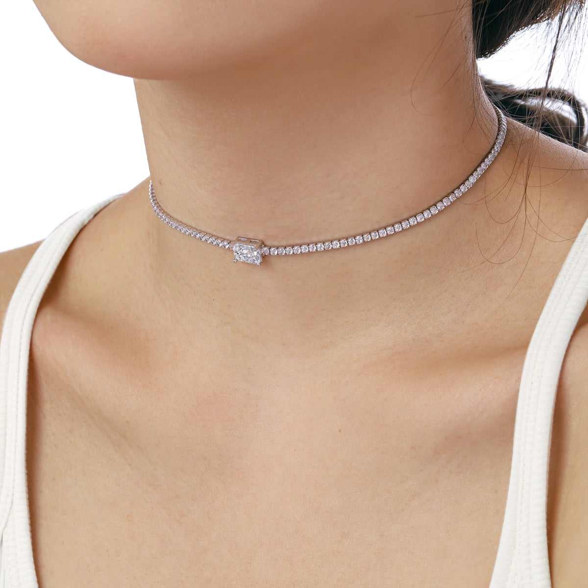 [Violet JW]2.0 carat Ornate Emerald Cut Necklace