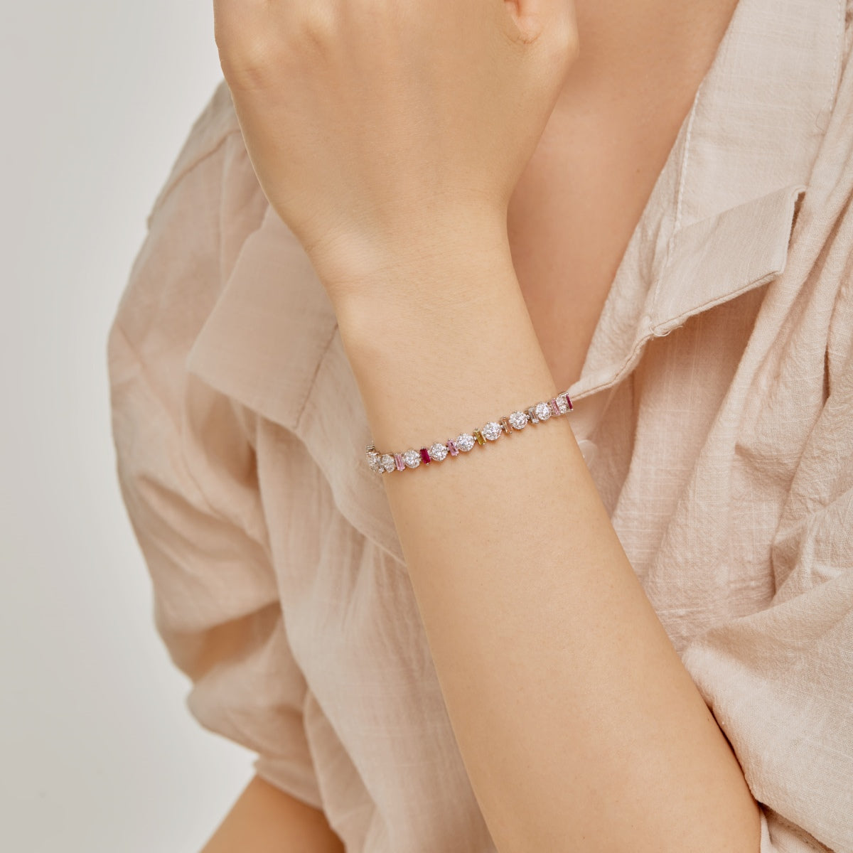 [Violet JW]Radiant Colorful Round Shape Daily Bracelet