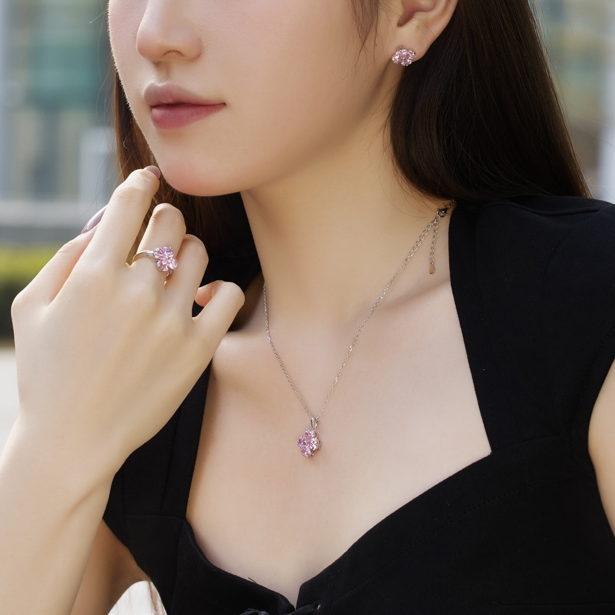 [Violet JW]Four-Leaf Clover Ball Earrings