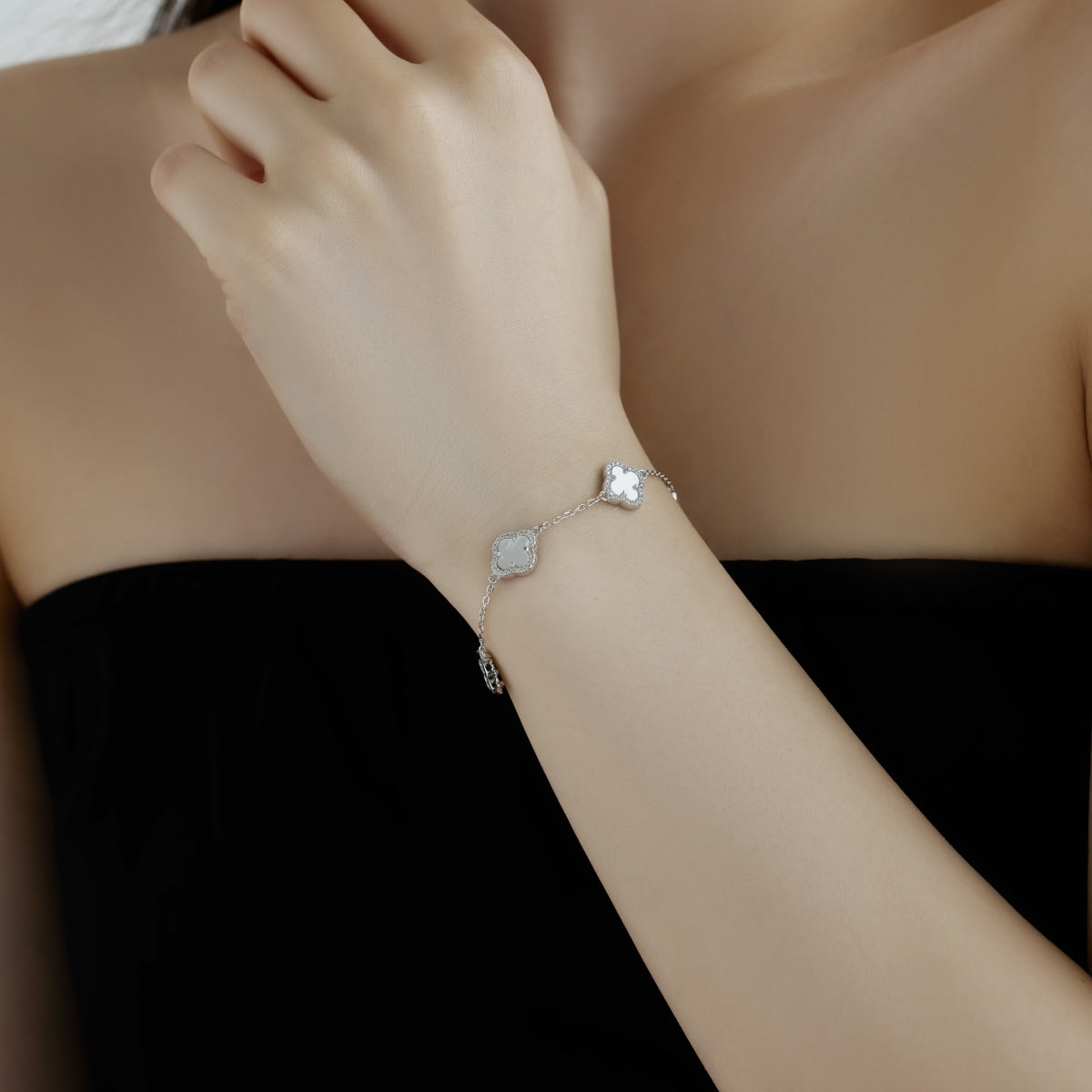 [Violet JW]Four-Leaf Clover Exquisite Bracelet