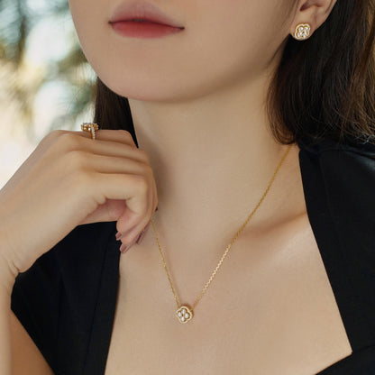 [Violet JW]Exquisite Necklace With Four-Leaf Clover Flower Design