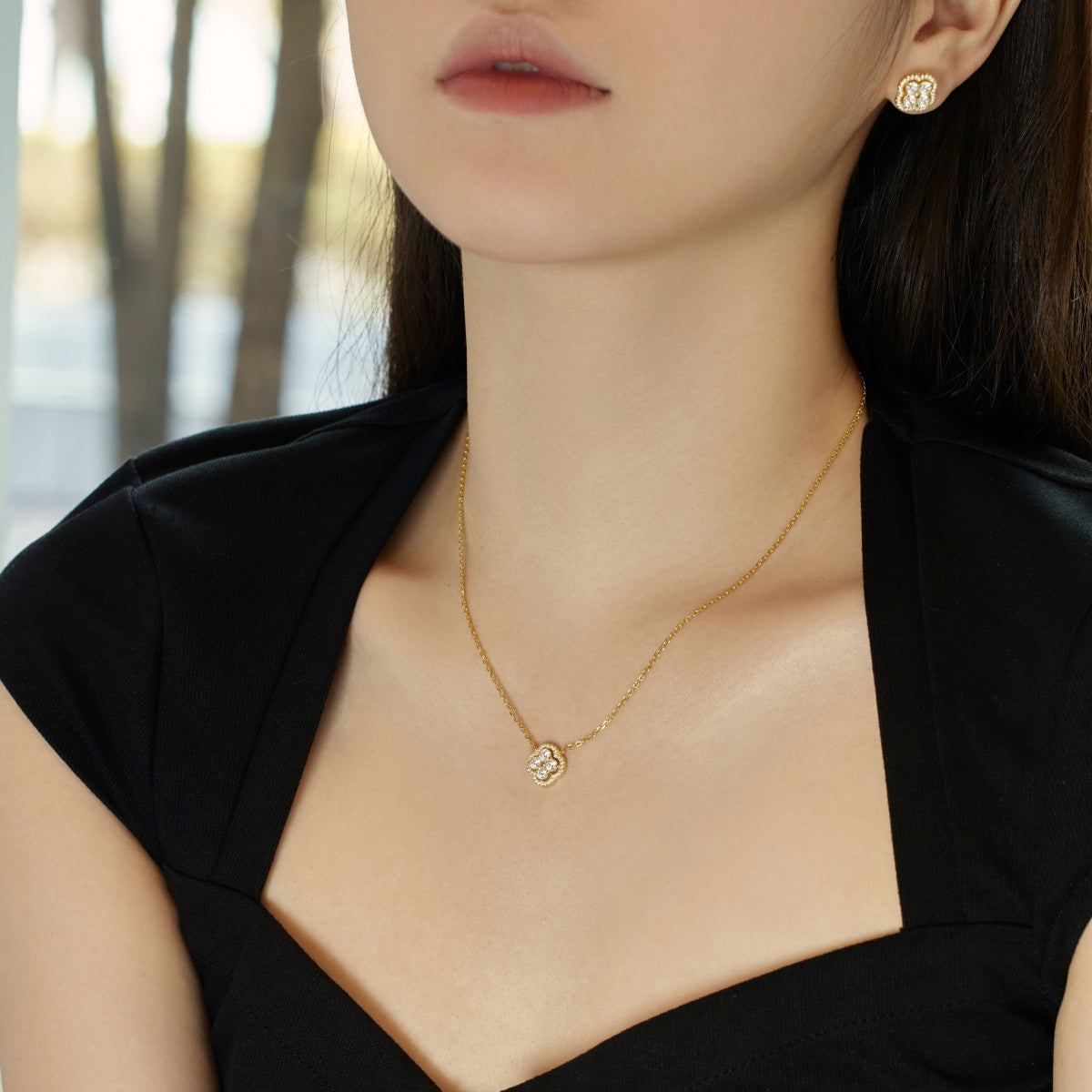 [Violet JW]Exquisite Necklace With Four-Leaf Clover Flower Design