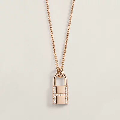 [Violet JW]HM ADVANCED NICHE LOCK HEAD NECKLACE DIAMONDS