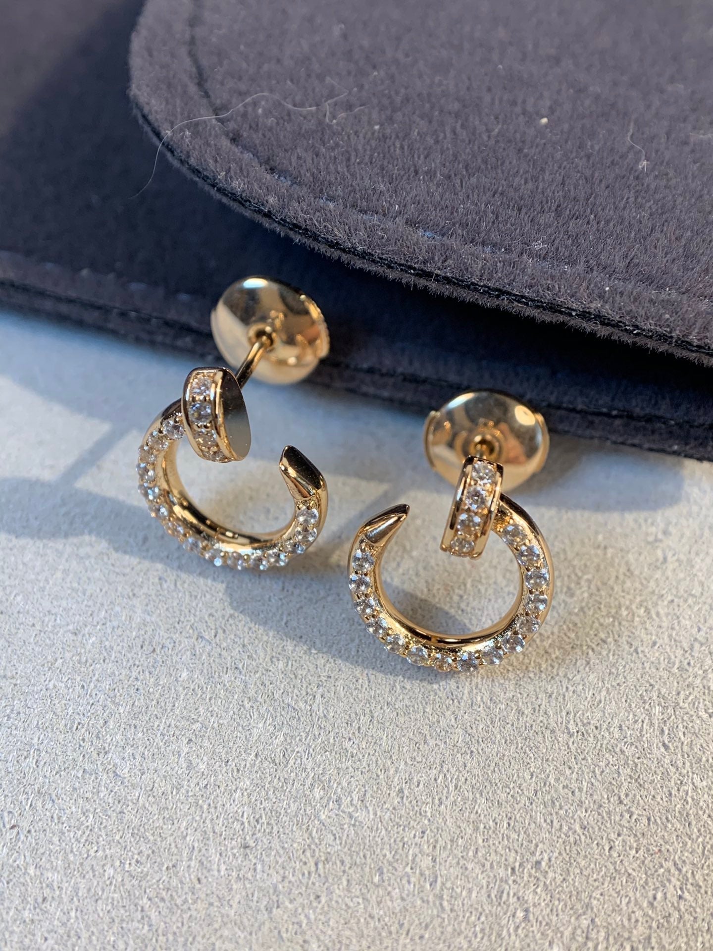 [Violet JW]JUSTE EARRINGS GOLD DIAMONDS