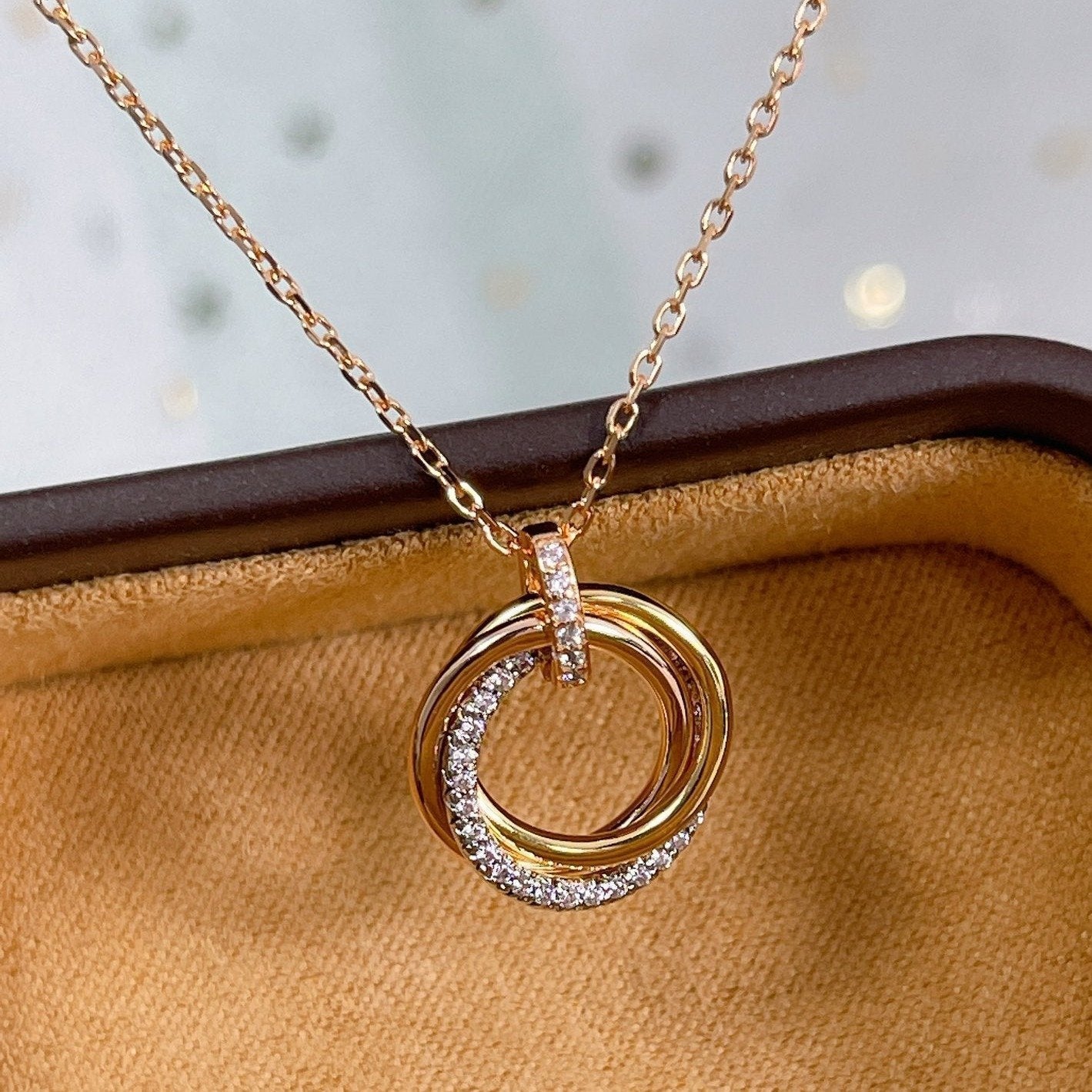 [Violet JW]TRINITY NECKLACE SILVER GOLD PINK GOLD DIAMONDS