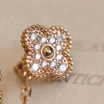 [Violet JW]CLOVER MEDIUM 1 MOTIFS FUll DIAMOND EARRINGS