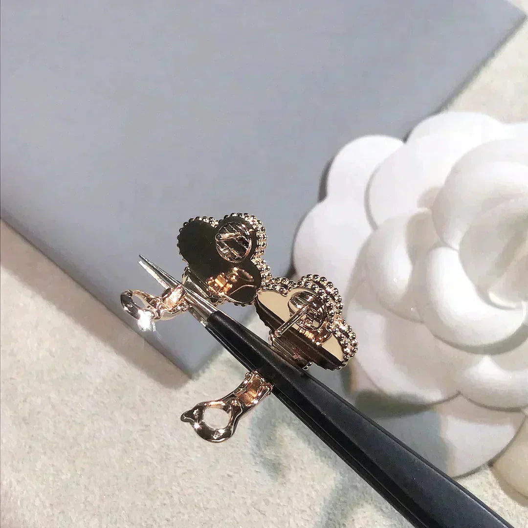 [Violet JW]CLOVER MEDIUM 1 MOTIFS  PINK MOP DIAMOND EARRINGS