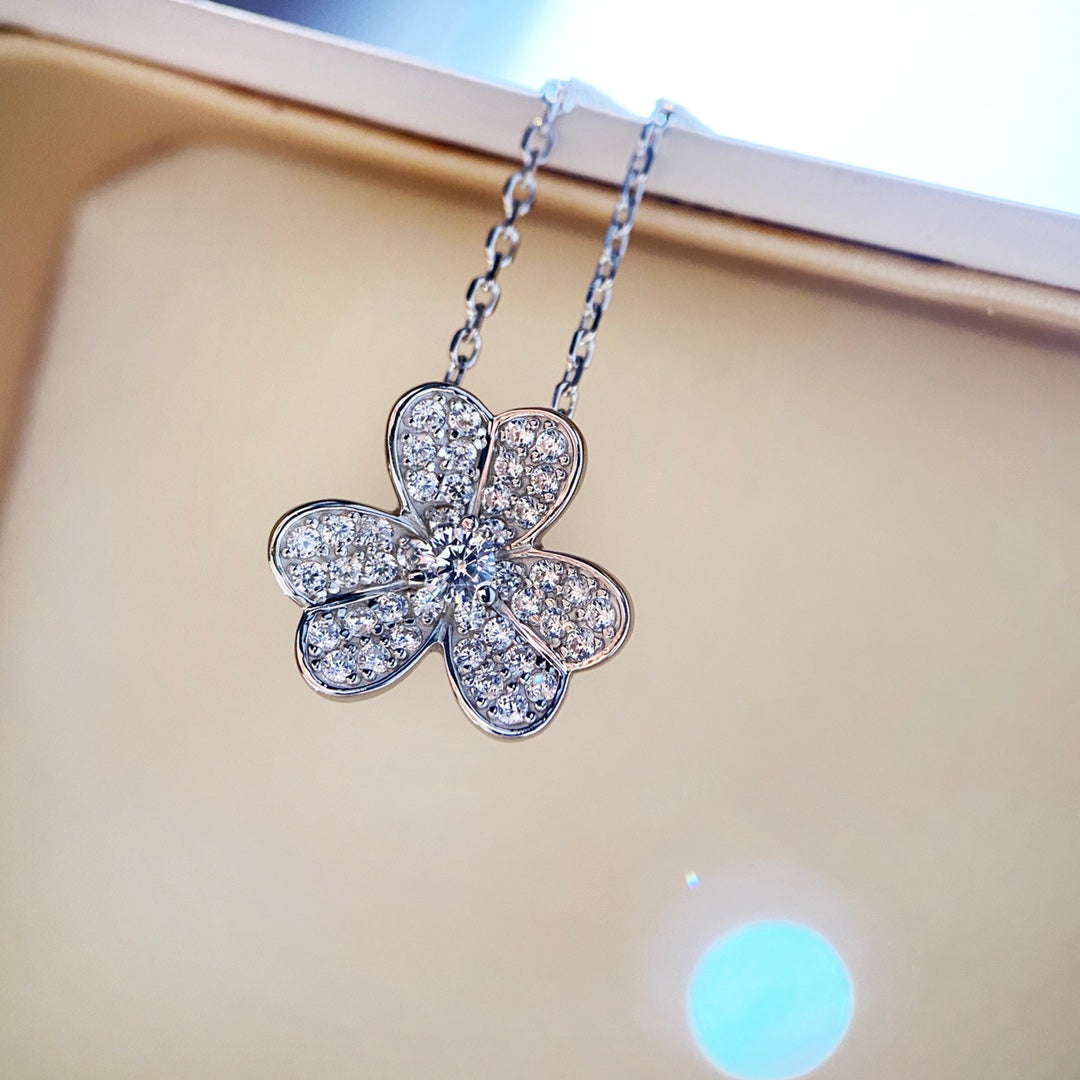 [Violet JW]CLOVER DIAMOND NECKLACE SILVER