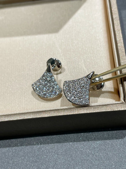 [Violet JW]DREAM STUD EARRINGS DIAMOND