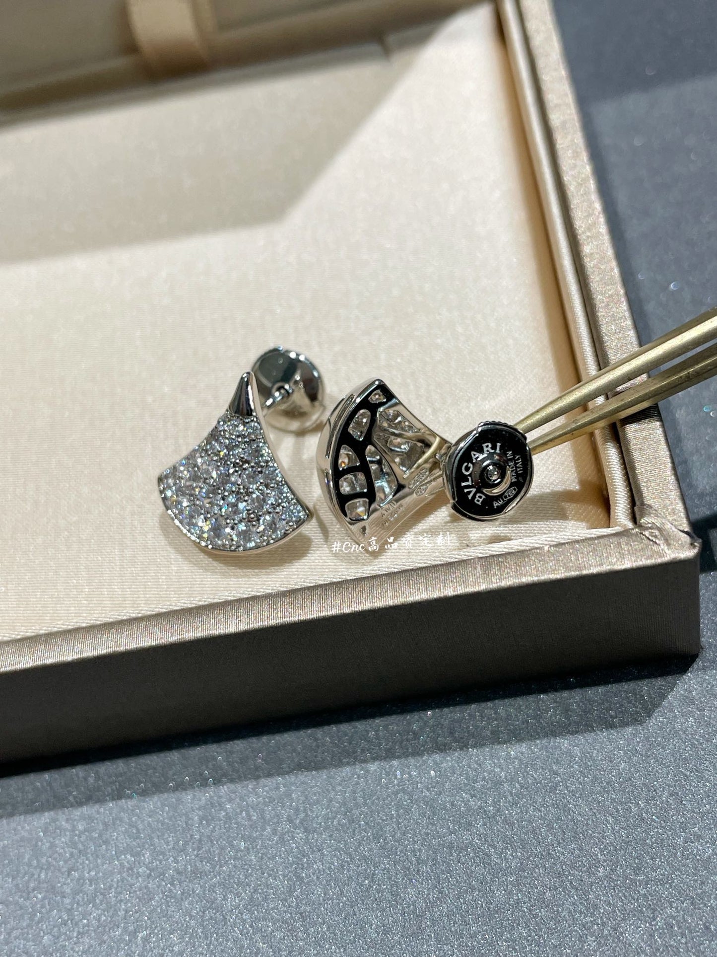 [Violet JW]DREAM STUD EARRINGS DIAMOND