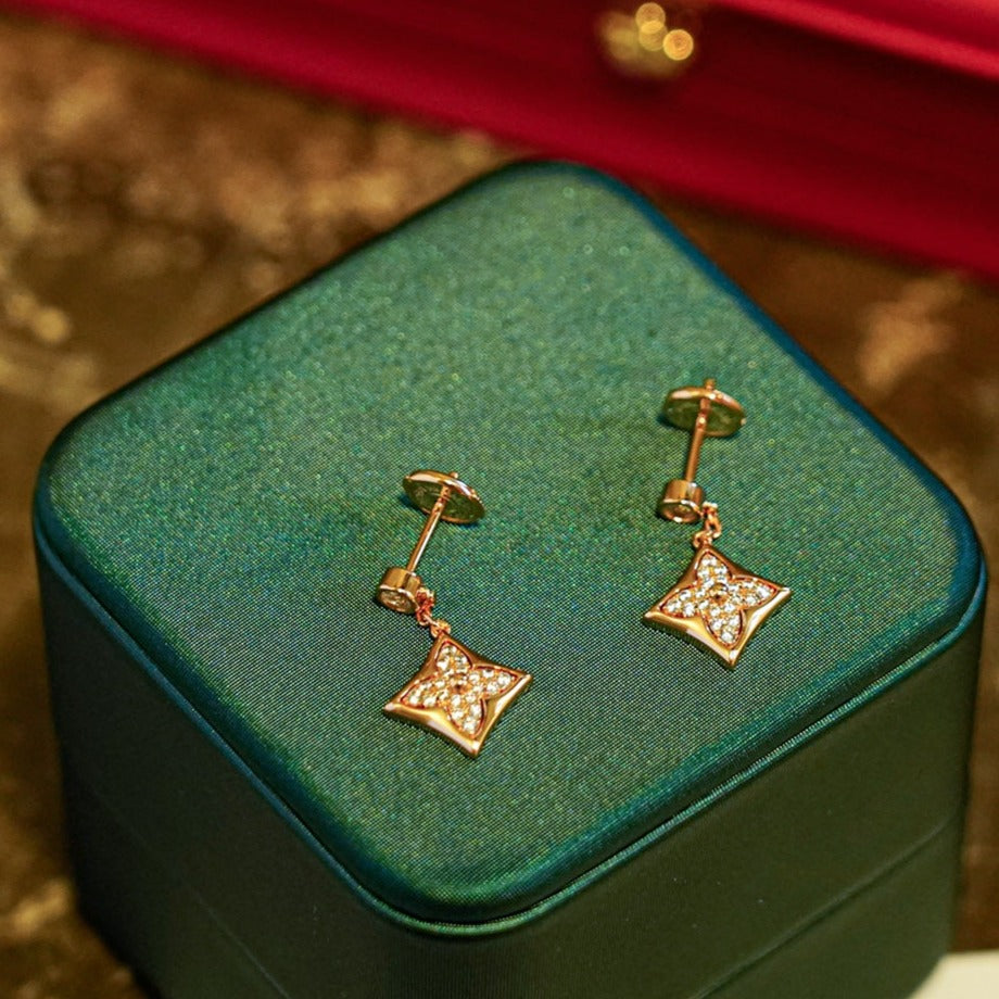 [Violet JW]STAR DIAMONDS EARRINGS GOLD