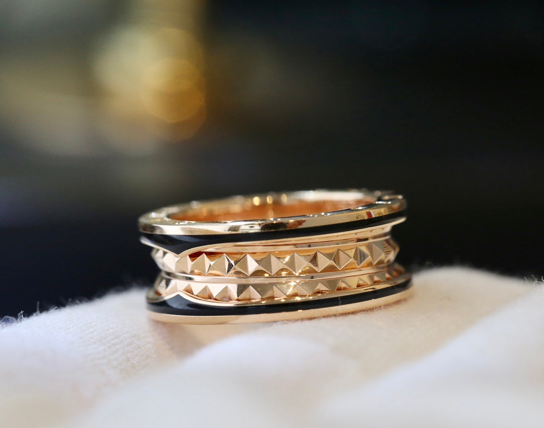 [Violet JW]ZERO 1 GOLD BLACK CERAMIC RING