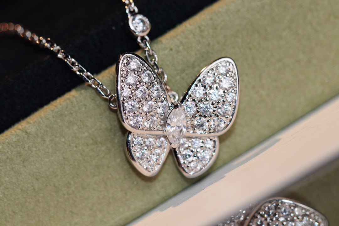 [Violet JW]BUTTERFLY DIAMOND NECKLACE
