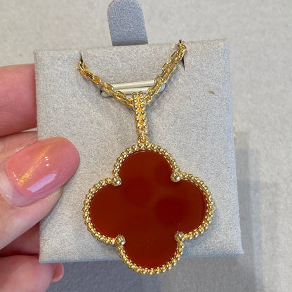 [Violet JW]CLOVER 25MM NECKLACE GOLD CARNELIAN