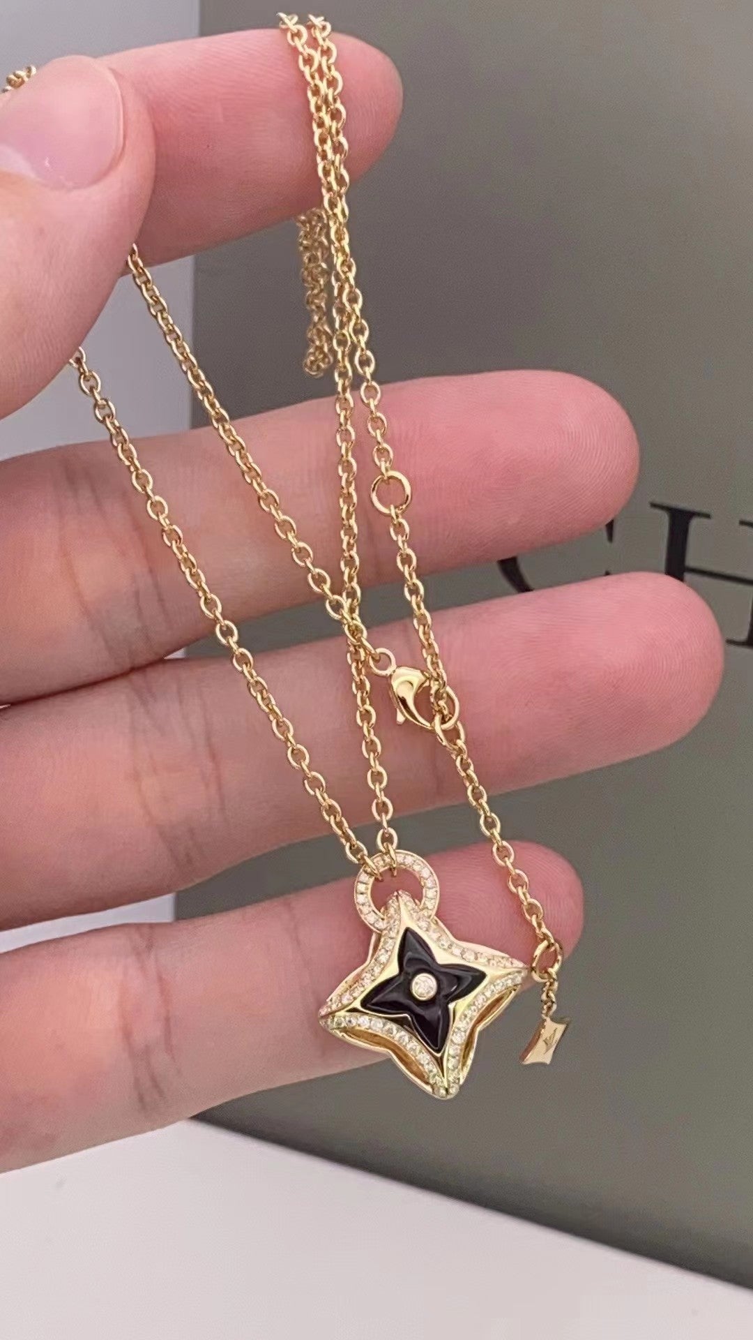 [Violet JW]STAR PEDANT PINK GOLD DIAMOND NECKLACE