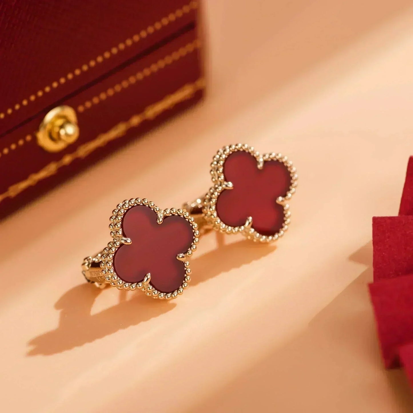 [Violet JW]CLOVER MEDIUM 1 MOTIFS CARNELIAN  EARRINGS