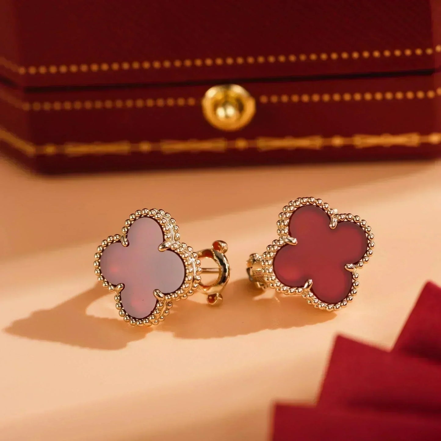 [Violet JW]CLOVER MEDIUM 1 MOTIFS CARNELIAN  EARRINGS