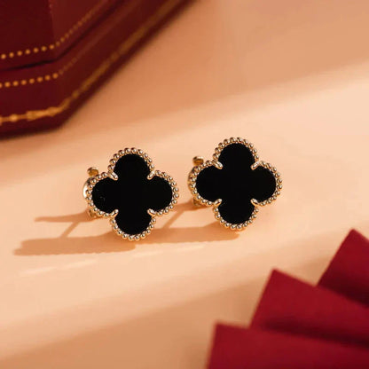 [Violet JW]CLOVER MEDIUM 1 MOTIFS  ONYX STUD EARRINGS