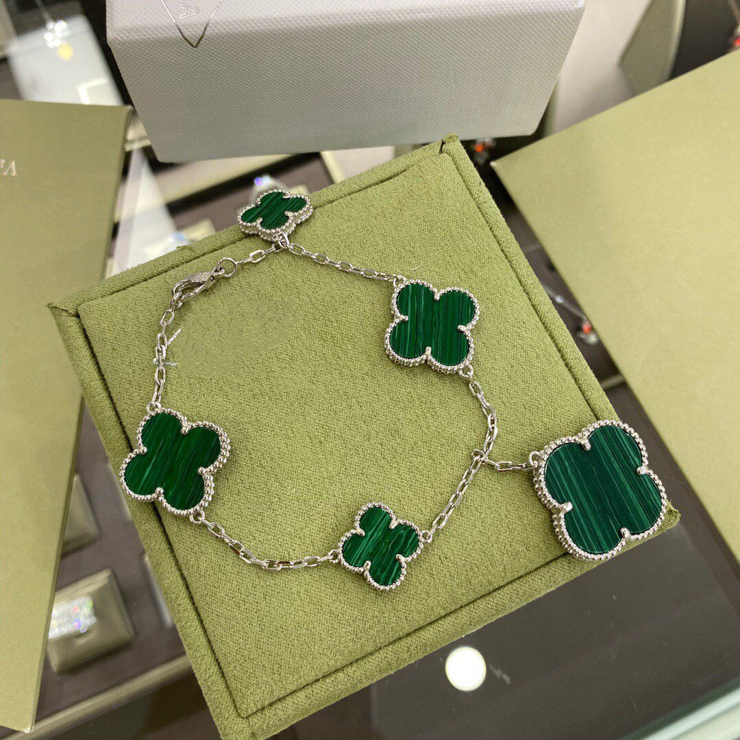 [Violet JW]CLOVER 5 MOTIFS SIVLER MALACHITE BRACELET