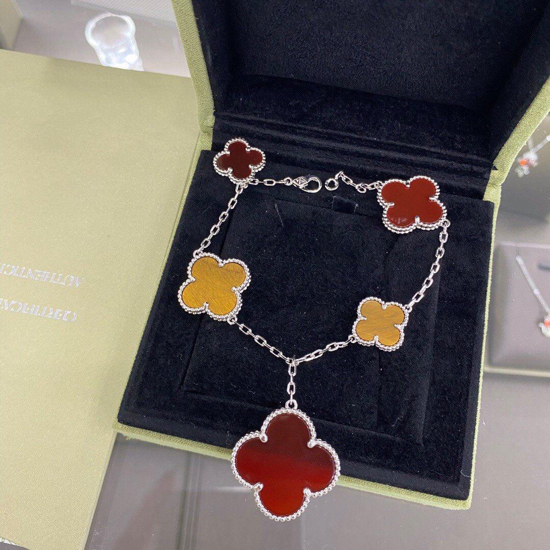 [Violet JW]CLOVER 5 MOTIFS SIVLER CARNELIAN TIGER EYE BRACELET