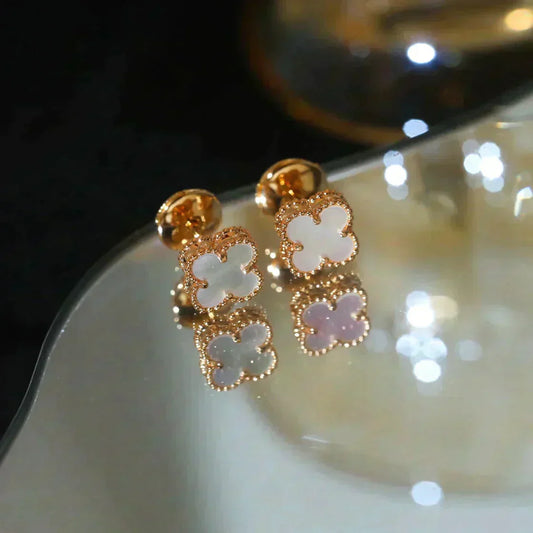 [Violet JW]CLOVER MINI 9.5MM WHITE MOP EARRINGS