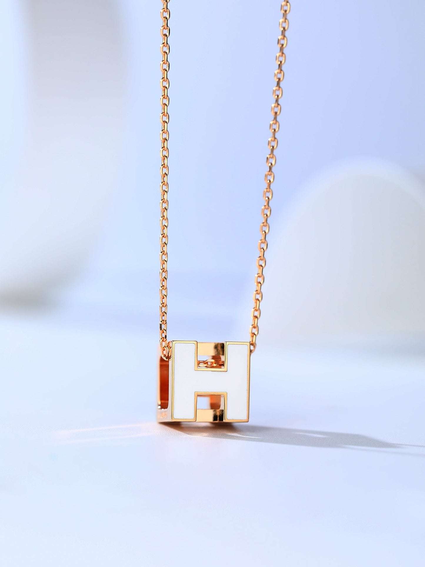 [Violet JW]H CAGE PINK GOLD NECKLACE