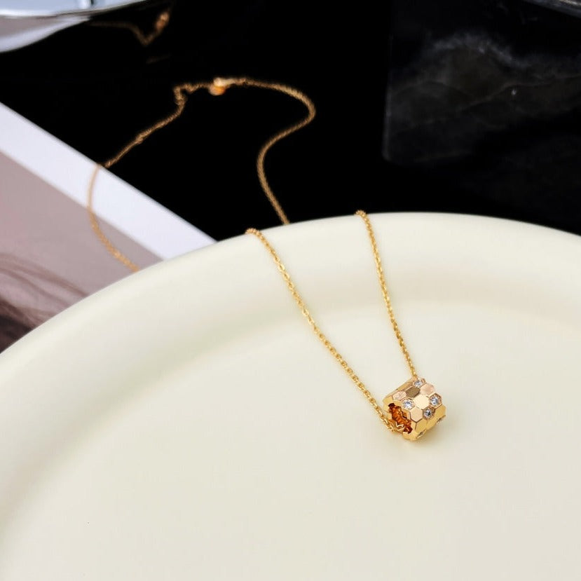 [Violet JW]BEE MINI PEDANT DIAMOND NECKLACE